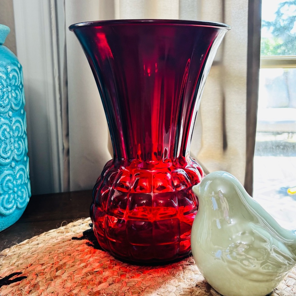 Elegant Red Glass Vase